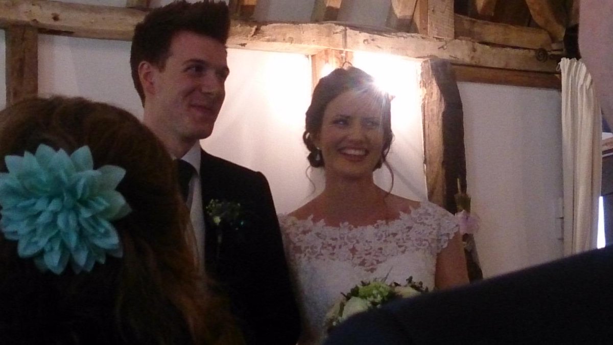 emdstep's tweet photo. #carljenna Such a beautiful pair #theclockbarn Gorgeous wedding #memories #future #love #tothebrideandgroom http://t.co/clcxCMKsIX