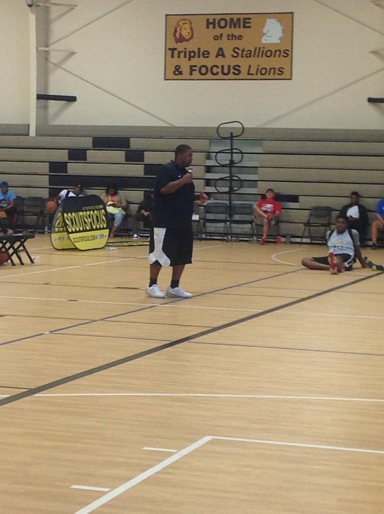 ScoutsFocusHelp's tweet photo. Words of wisdom on the art of recruiting. @COACHBJ06 @scoutsfocus #elite80 #DallasCamp http://t.co/EURnLx3jxL