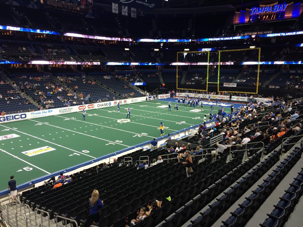 bpnnolan's tweet photo. Getting ready to WIN!!@AFLVooDoo @ThoseAreZZs http://t.co/hl2oEoiPPq