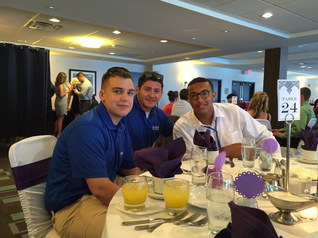 Lodovico18's tweet photo. #jvldesigns working another wedding with the crew! @LarenzJefferson @ZRobs32 http://t.co/IstBbEFrES