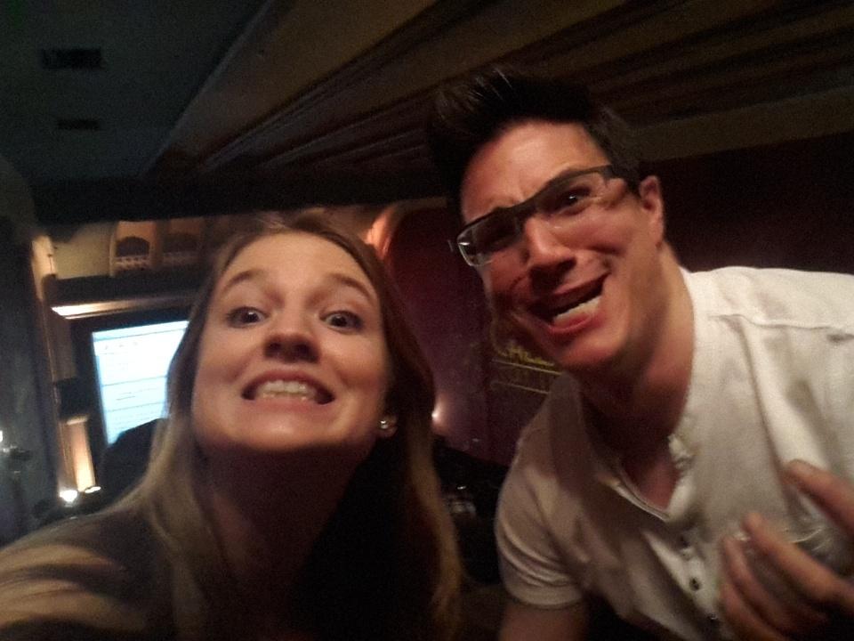 Desde la fila más pobre de <a href="/callaocitylight/">callaocitylights</a> también nos enteramos de   #folladordelahostia <a href="/Goyojimenez/">Goyo Jiménez</a>