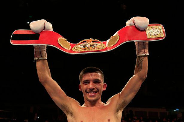 WalesOnline's tweet image. Welsh boxer @leeselby126 has dedicated world title victory to memory of his brother Michael bit.ly/1HVWsad
