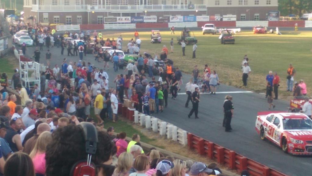 mobilityplus27's tweet photo. Ready to watch some cool racing at Bowman Gray http://t.co/4vBxEevJZi