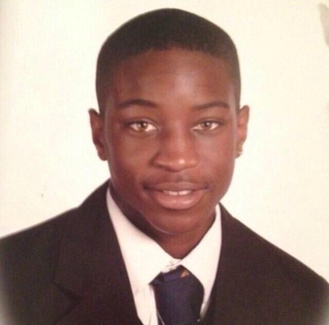 Riccaveli_18's tweet photo. "@TrePerelly: KingKyle❤️❤️❤️❤️❤️
21st my brother love you forever💉💪#VeliWorld http://t.co/DreGkjnNPn" This picture got me thinkin y him fuck