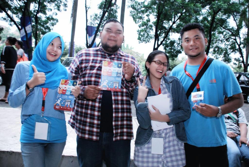 ccit_expo's tweet photo. Tim promosi with supported actris http://t.co/6HicPynr1R
