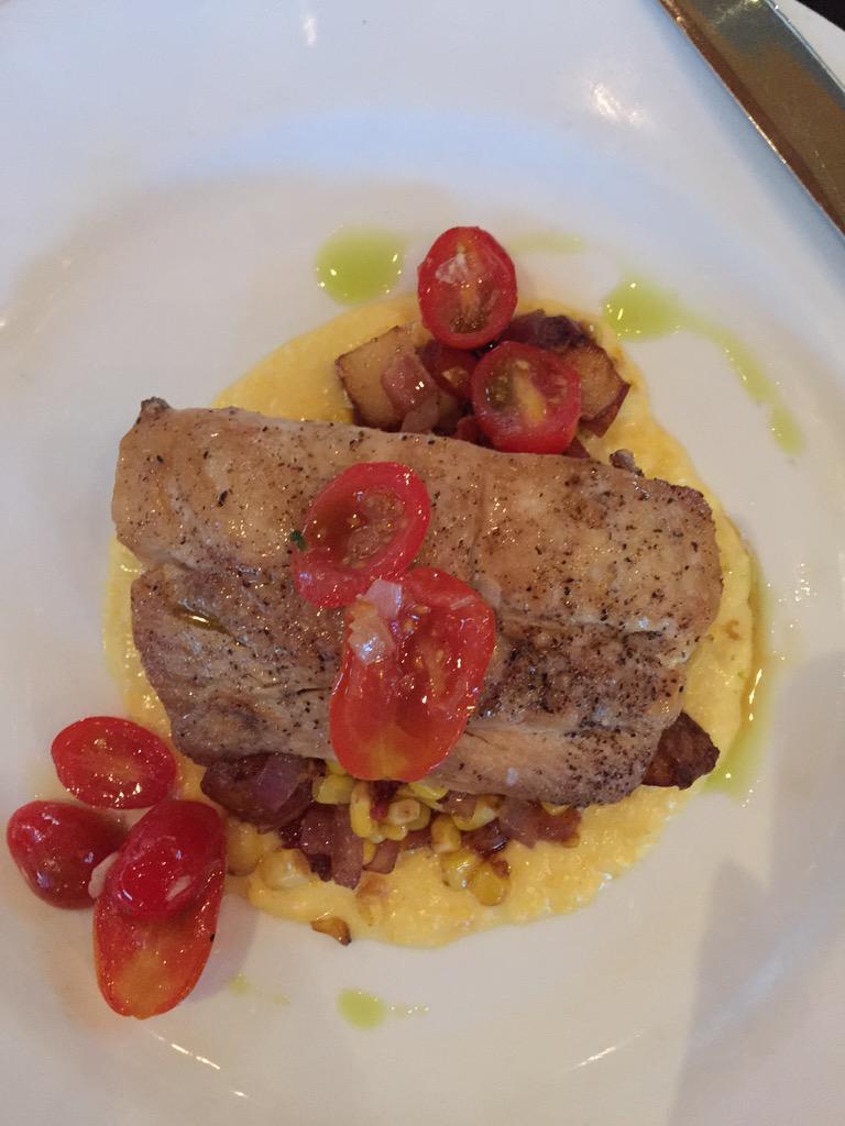 becompleat's tweet photo. Wolfgang Puck at Downtown Disney delicious mahi mahi #glutenfree #gfdisney #becompleat http://t.co/M3VLRgpSvb