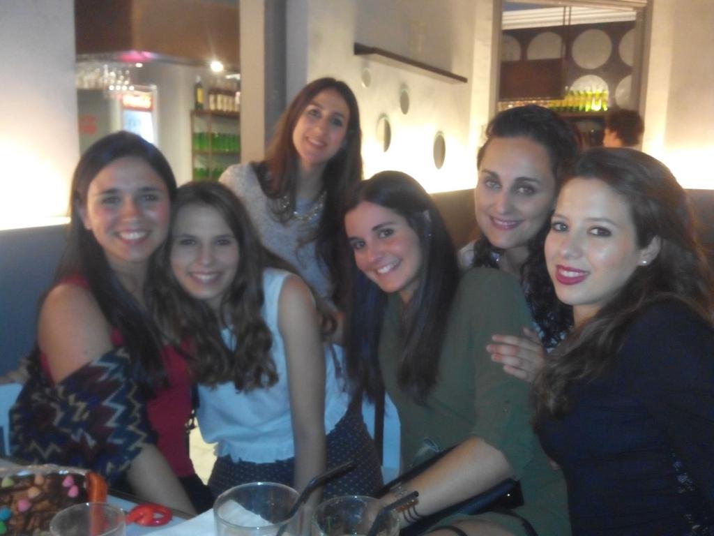 Maria_Hdezru's tweet photo. Ratitos que dan la vida!  @EspeAlvarezV @1990Marijose @pelopdec @MTeresaGP http://t.co/P0x1l9NUZj