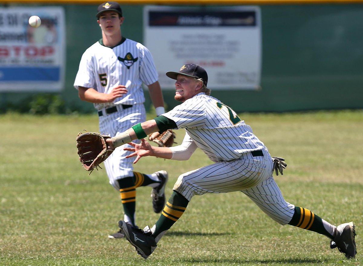 cjeremiason's tweet photo. #CasaGrande vs. #PinoleValleyBaseball: http://t.co/8QsEbdzru7 http://t.co/YjRI9YdaKv