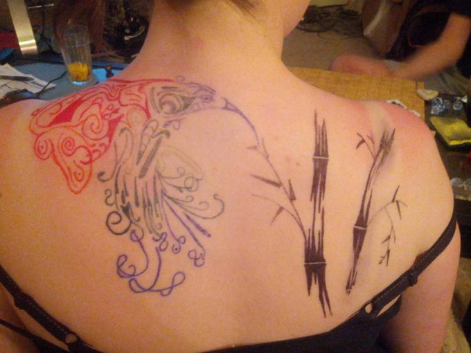 whole back! http://t.co/j34IJ5QaP4