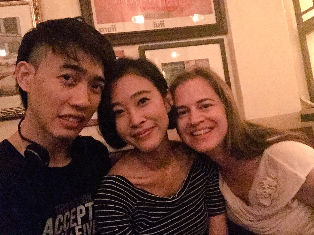 kamonwan's tweet photo. Nice meeting @scomma for the first time last night. Thanks @BKKMelissa for introducing us! http://t.co/9nDHWw6Zp9