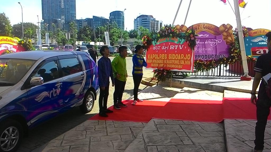 Udah sampe di SBY, lgs shooting opening setahun dilangit <a href="/langitRTV/">RTV</a> ,surabaya carnival