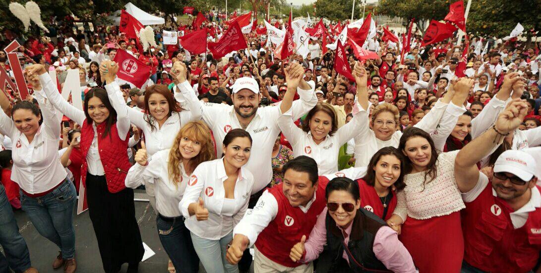 rvillanueval's tweet photo. Sin duda vamos a ganar. Gracias Distrito 9 por todo su apoyo!! Cada día somos más fuertes!! http://t.co/HtFyib6261