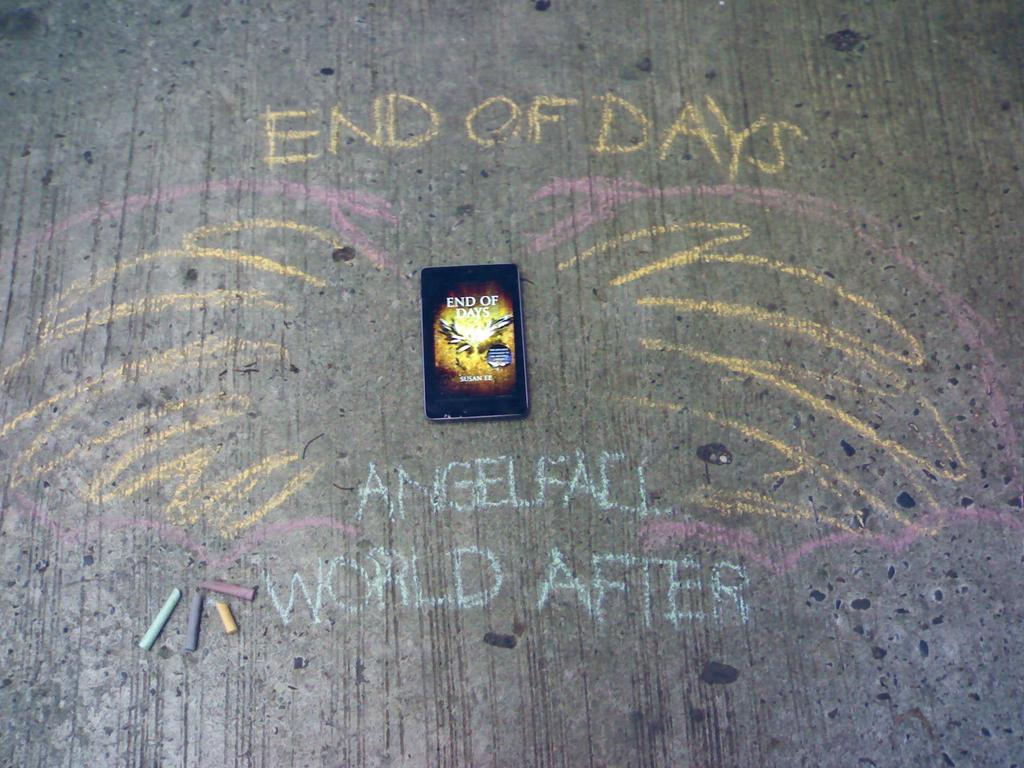 mightazerie's tweet image. Closest thing I could do for a #PenrynSwag #chalkart #kindlecopy @Susan_Ee @AngelfallPH