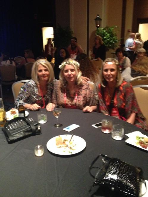 DebiFelauer's tweet image. Poppy/Peony Divisions are having a great time!#awardsweekend