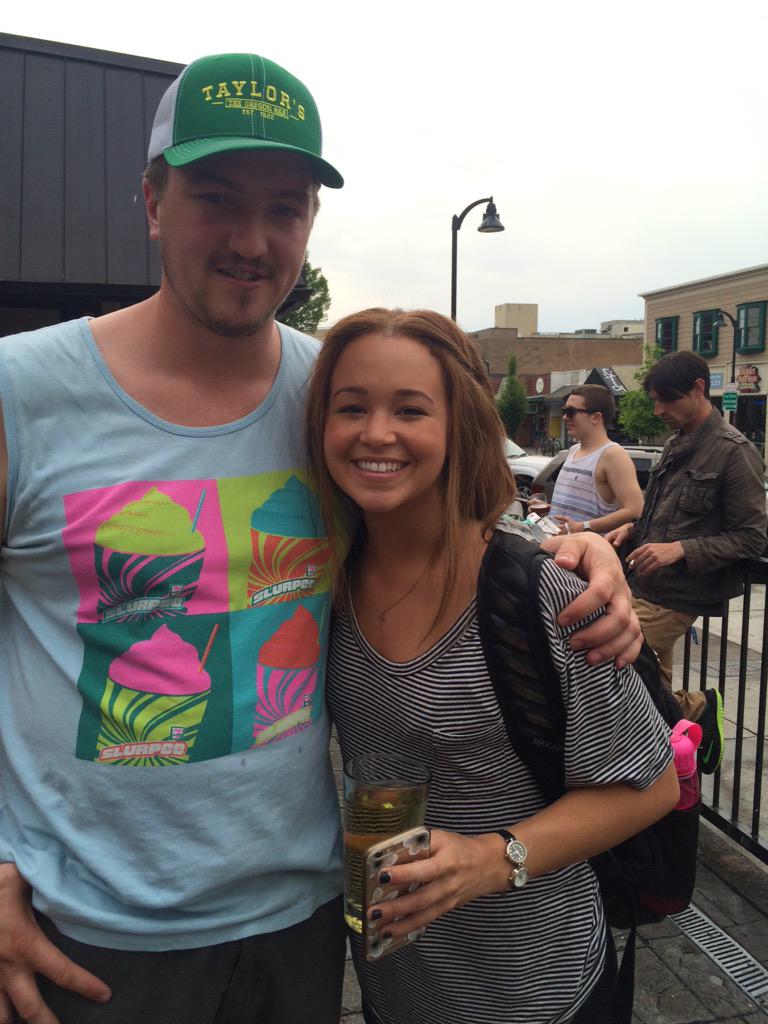 Taylors_Bar's tweet photo. #backpackerproblem http://t.co/SNrOsaAuFT