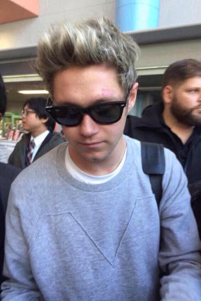 NiallersGirls93's tweet photo. Niall In Grey Spam Part 2
112/122
#1DForMMVA
Night Changes One Direction #MTVTotalRequest http://t.co/XSygpHF8iY