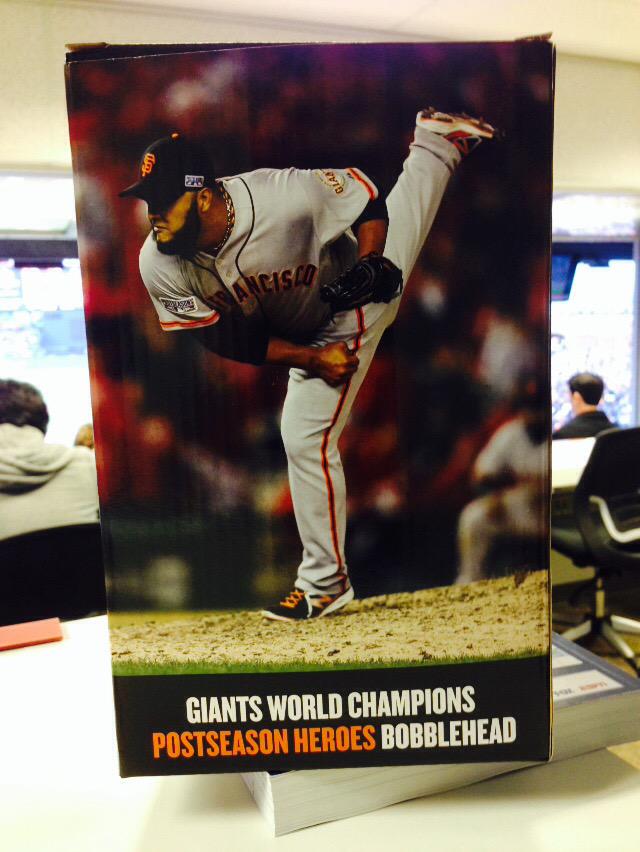 iscdeportes's tweet photo. @YPetit52 felicitaciones x el reconocimiento que  @Los_Gigantes realizaron por su actuación en la WS @liderendeportes http://t.co/4WR6SjE39h