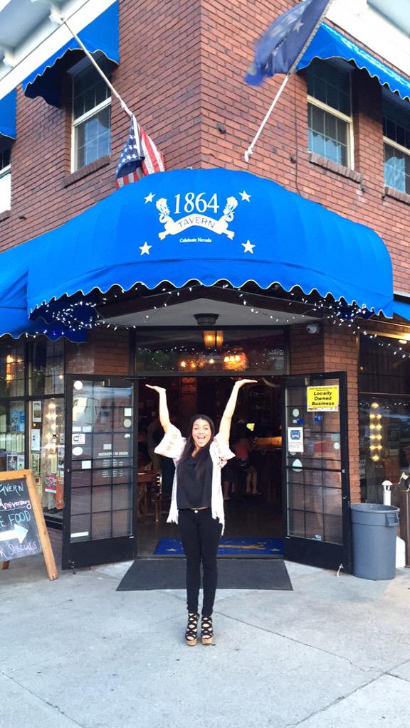 manda_brooke22's tweet photo. Come celebrate the 2 year anniversary! ππ» #HomeMeansNevada #UnclesBar http://t.co/WcX6QIxqyz