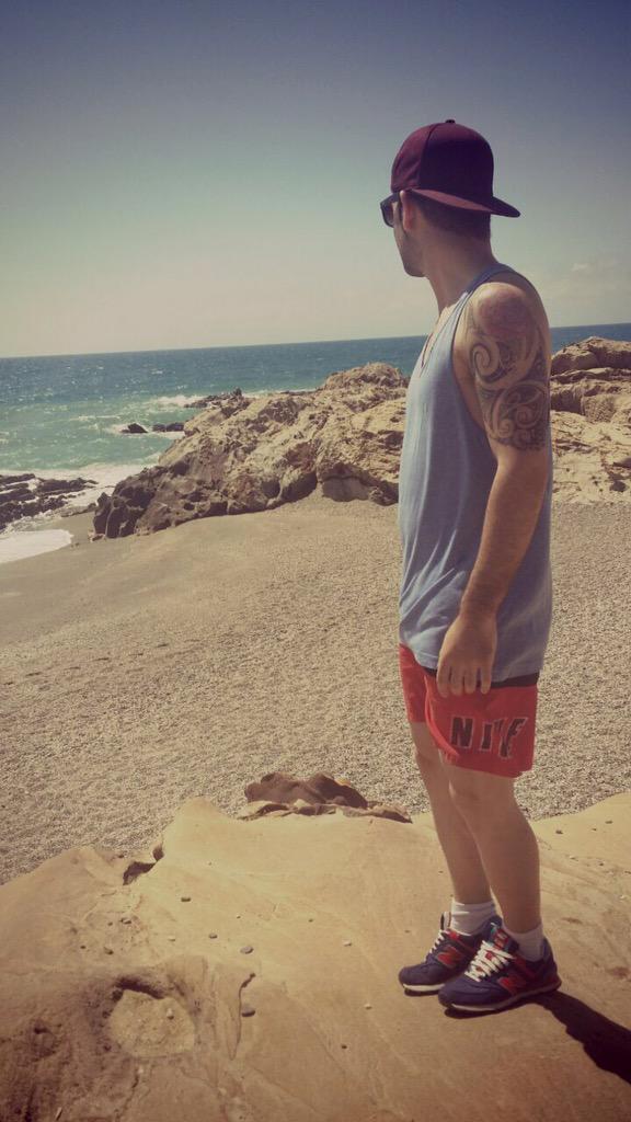 bboytete's tweet photo. ☺️ http://t.co/VYLpbcdgaT