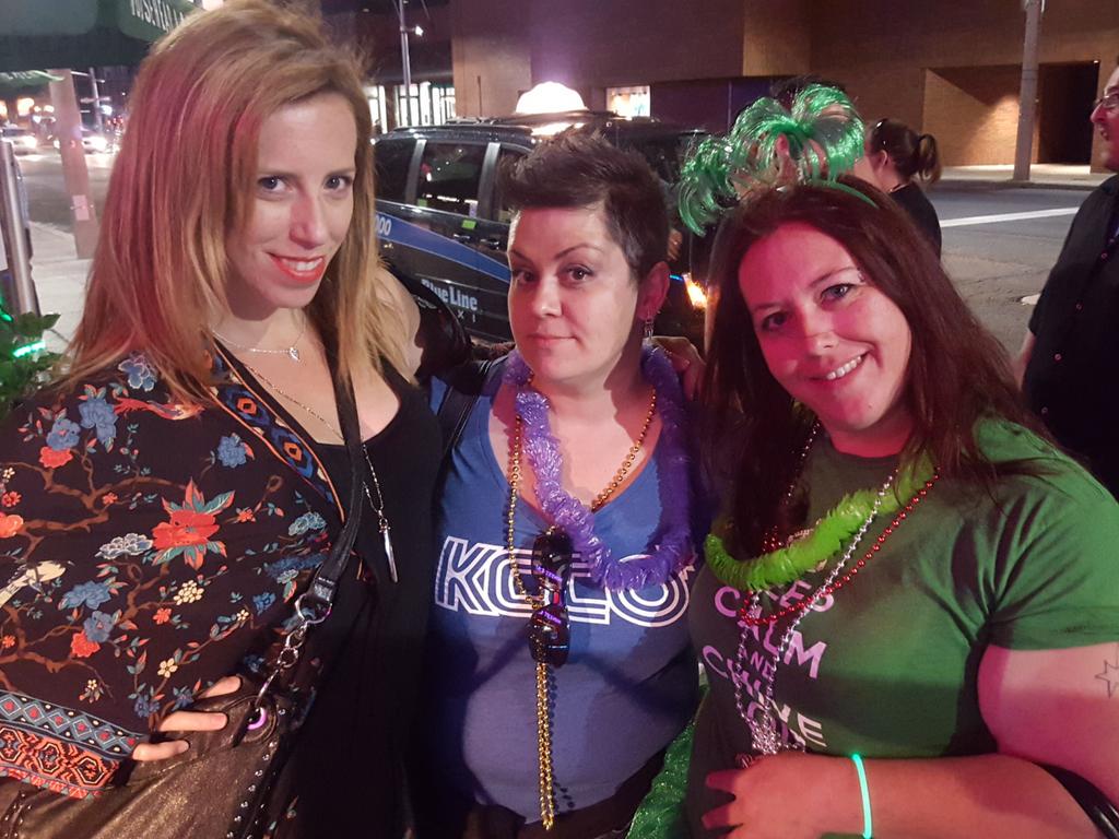 kcco_gta's tweet photo. #unofficialmeetup @chive_toronto @theCHIVE http://t.co/Bj8Qbj1ho0