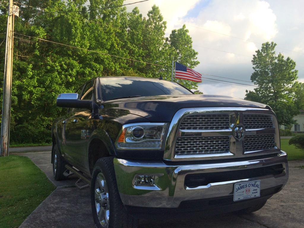 CulverBrent's tweet photo. #merica #cummins @cummins_addict #15ram http://t.co/Yxms9zjEow