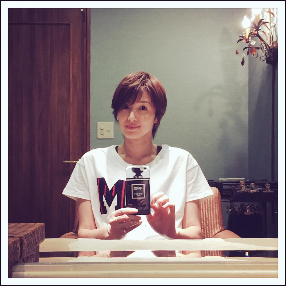吉瀬美智子 Sur Twitter 本日 撮影終了 広告撮影の為にカラーリングへ Tシャツみちこのm 笑 Http T Co Panimdtlyg 吉瀬美智子 Sur Twitter 本日 撮影終了 広告撮影の為にカラーリングへ Tシャツみちこのm 笑 Http T Co Panimdtlyg