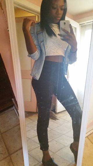 neesh_2018's tweet photo. #DirtyMirror http://t.co/N0r1eb7mYo