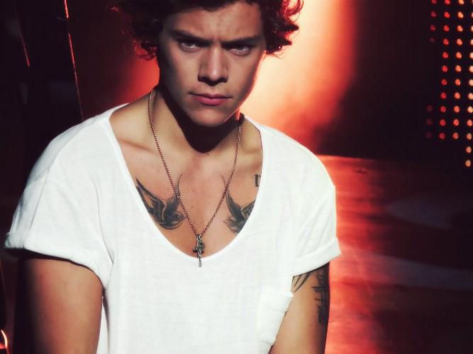 He's so tall and Handsome as hell, he's so bad.. but he's does it do well