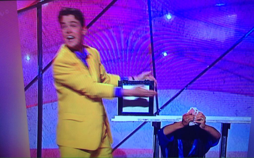 Chris_Grigg1987's tweet photo. Fantastic programme @StephenMulhern for #MagicShowStory, was very fascinating to watch. http://t.co/Mfjog5v93P
