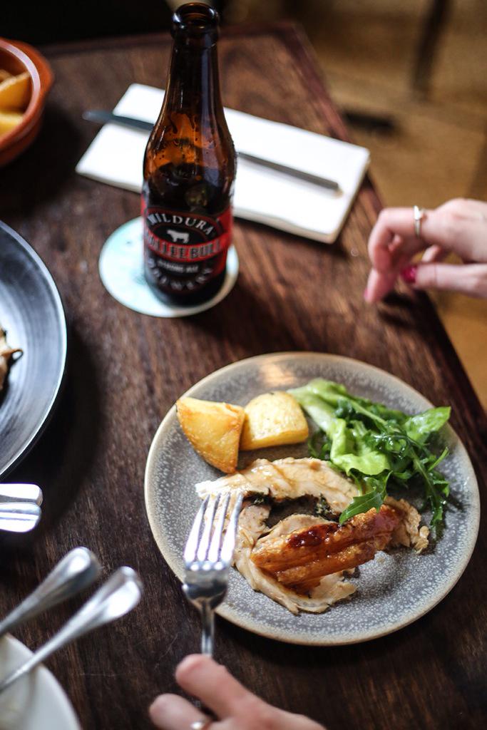 Lunch at <a href="/thehotellincoln/">The Lincoln</a> with <a href="/StefanodePieri/">Stefano de Pieri</a> : #Roast pork with malty #Mallee Bull #beer. Perfect in this weather!