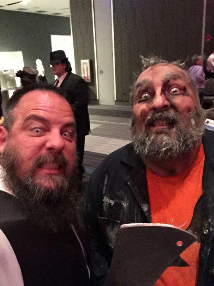 HauntLifeLLC's tweet photo. Because when you meet Carl Cleaver and survive, you take a selfie. #MHCMasqueradeBall #MHC2015 #MHC #HauntLife #HFL http://t.co/EsNs2KW0Yi