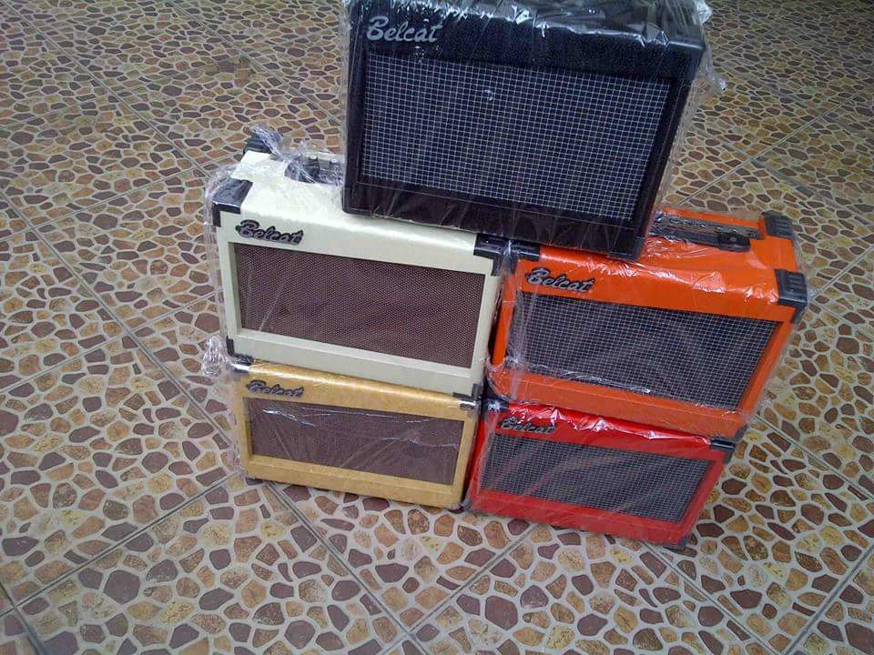 Masih tersedia ampli bass&amp; gitar nya MINAT PM 
HUB: 083898526073 PIN:7D2EDB17