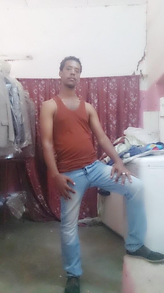 endale641's tweet image. 