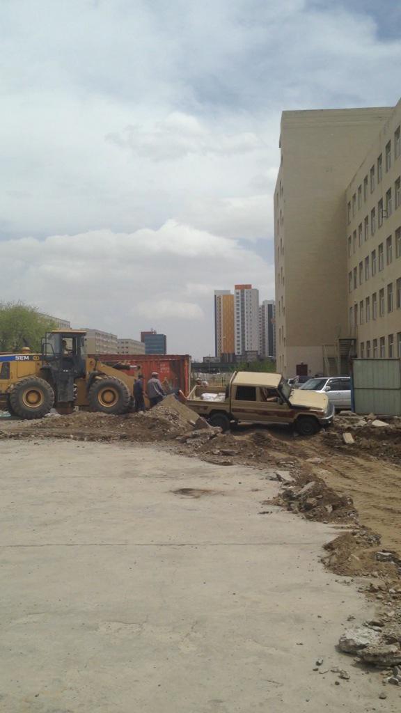 "Orgil"-iin Eruul ahuin bused "Bilig" company n huuli zurchin barilgiin ajil ehluulj bgag eserfuutsej baina