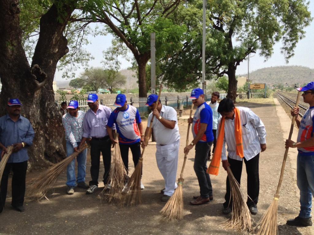 CPRO SECR tweet media