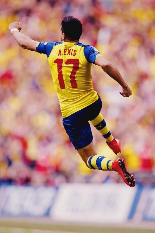 Youaremygooners's tweet photo. Absolutely love him!!! RT @ArsenalTonight: 54 games
 25 goals, 
13 assists 
and 2 trophies
Not a bad debut season http://t.co/iEILrn8NNR