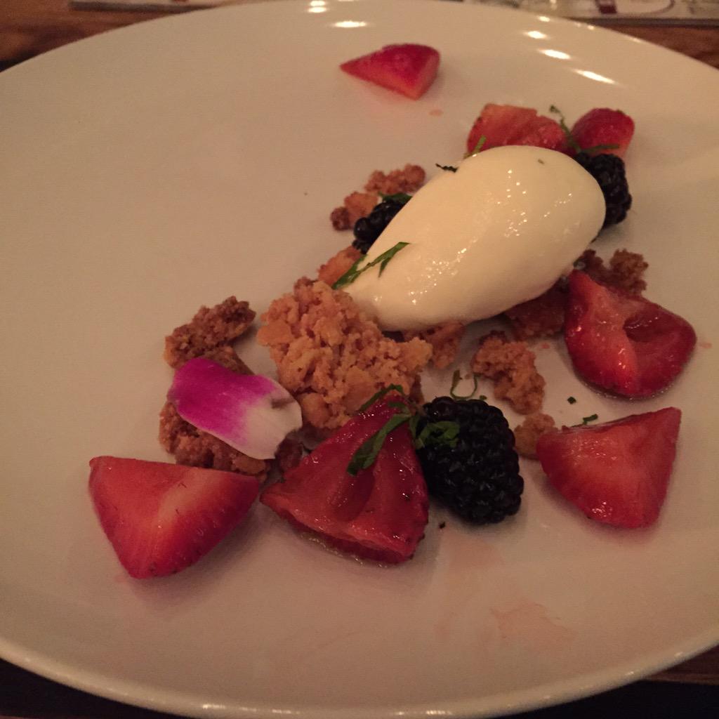 SidewalkHustle's tweet photo. Had an incredible dinner made courtesy of Chef Juno Kim. The food was absolutely mind blowing. #72HoursofMan http://t.co/PwDVVXfutC