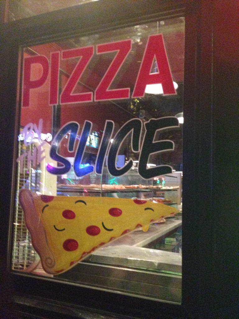 Why can't I get pizza right now @BigMariosPizza? #Unhappy #SlammedWindowInFace #NotSmartBusinessModel #StillWaiting