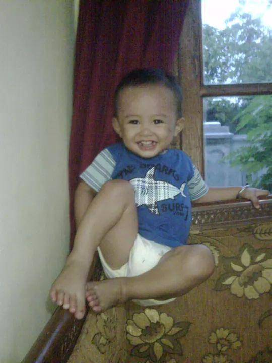 Werti07's tweet photo. Anak2ku masih kecil... http://t.co/c4fxuv1RYP