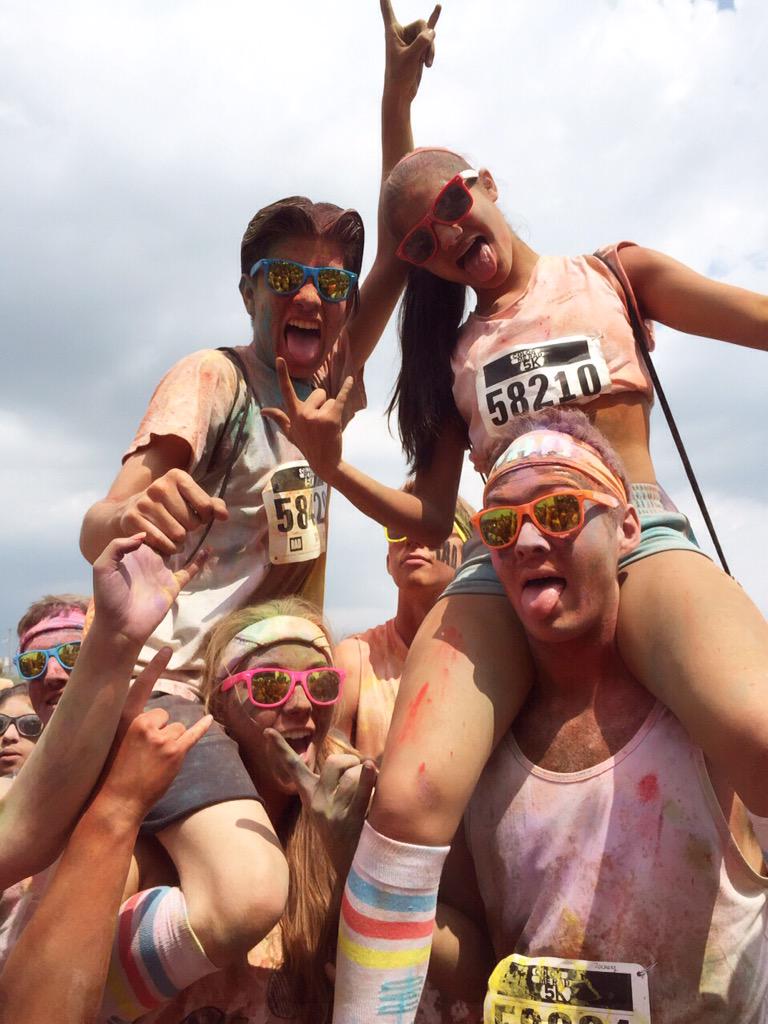 Aless24's tweet photo. Yesterday was very RAD π₯πβ¨ #ColorMeRadToronto http://t.co/DJUEKggAAo