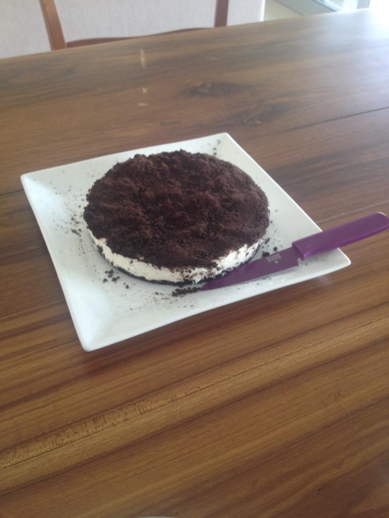LucasOnTheDrums's tweet photo. #DesayunoDeCampeones #DespuesVamosACorrer #SuperOreo @cecigottert http://t.co/u0TIa5fRCn