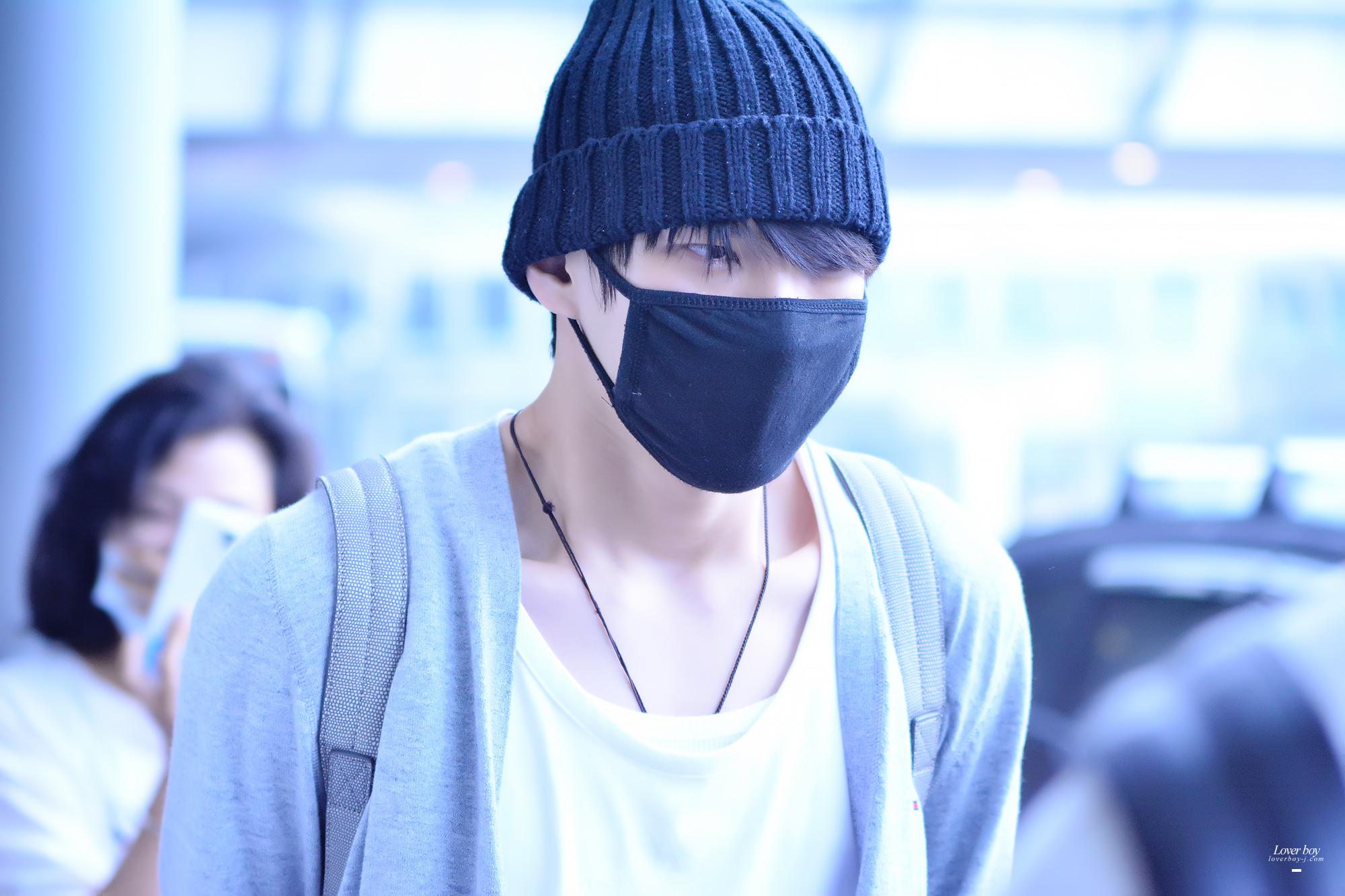 CGV9PGDVIAAAcF4.jpg:large