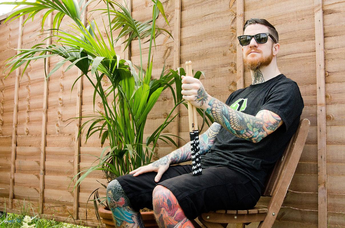  drummer    Andy Hurley           35... Happy birthday 