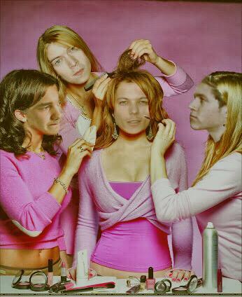 Ashtrid_Bowker's tweet image. I shouldn't be allowed to photoshop hahahaha. #onedirection #onedirectionedit