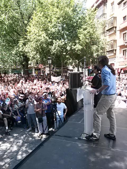 PodemosCLM's tweet photo. No se trata de que gane el partido, se trata de que el instrumento político sea la ciudadanía. 
#SomosRegión. http://t.co/Ch7I6BGzlL