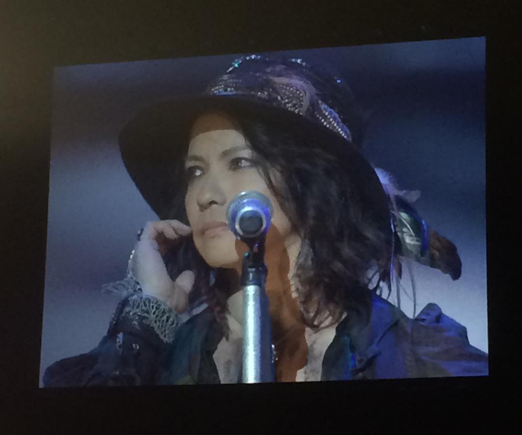 theLovesOfMmeH's tweet photo. Such tender expressions - beautiful.
そのような感情表現。美しいです。
#HYDEMC #VAMPS
RT @cayn666 んーかわいいーかわいいー #VAMPS2015 http://t.co/N5C21nx1F8