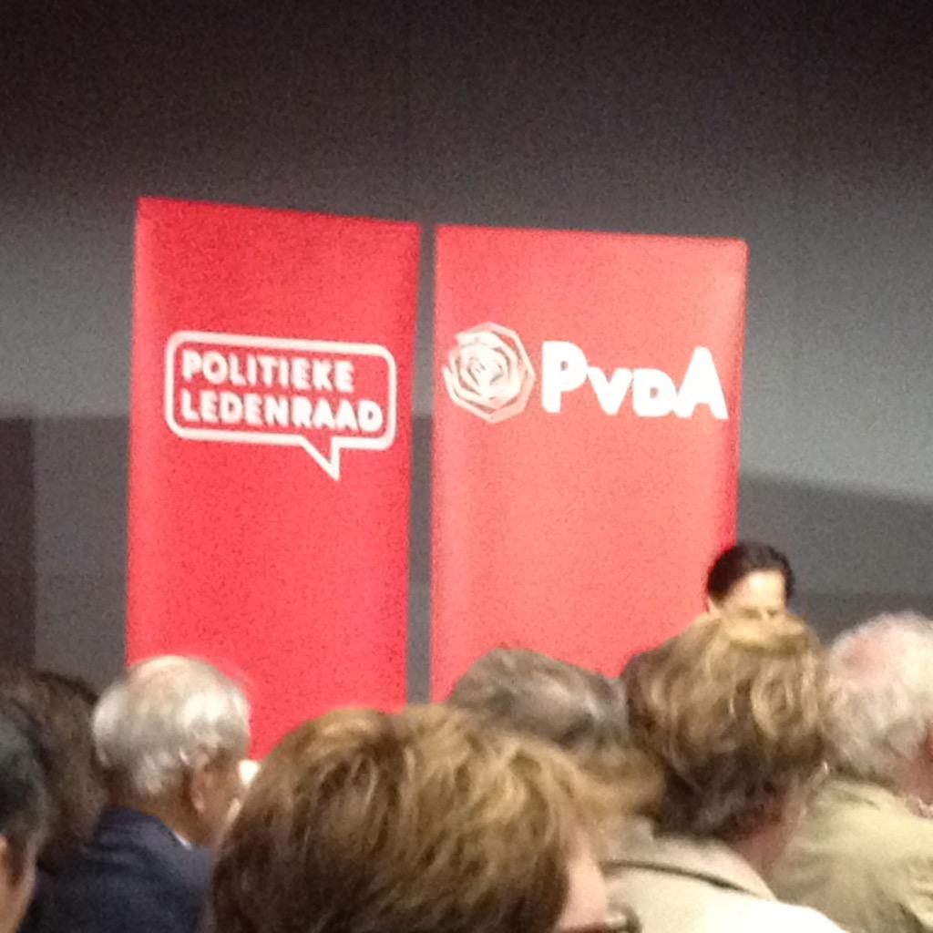 TonAlmere's tweet photo. De politieke ledenraad in Utrecht bijeen vanmiddag http://t.co/jFybk8ocvC