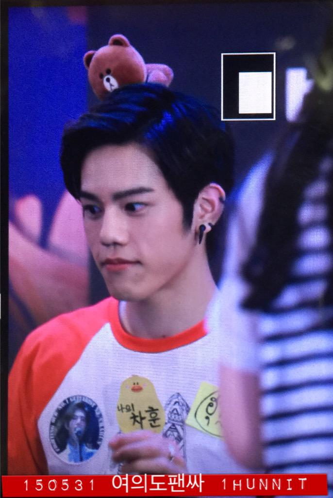 1Hunnit19940712's tweet image. 150531 여의도팬사인회 #엔플라잉 #Nflying #기타리스트 #차훈 preview part1