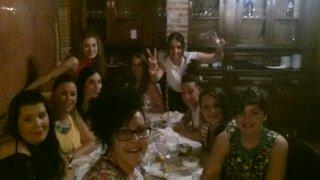 inmaAlonsoRodrg's tweet photo. Gran noche con mis #kibbutz,@miriamlara_88 ,@lavane_5,@vanekbtz http://t.co/Hc92pqpAOw