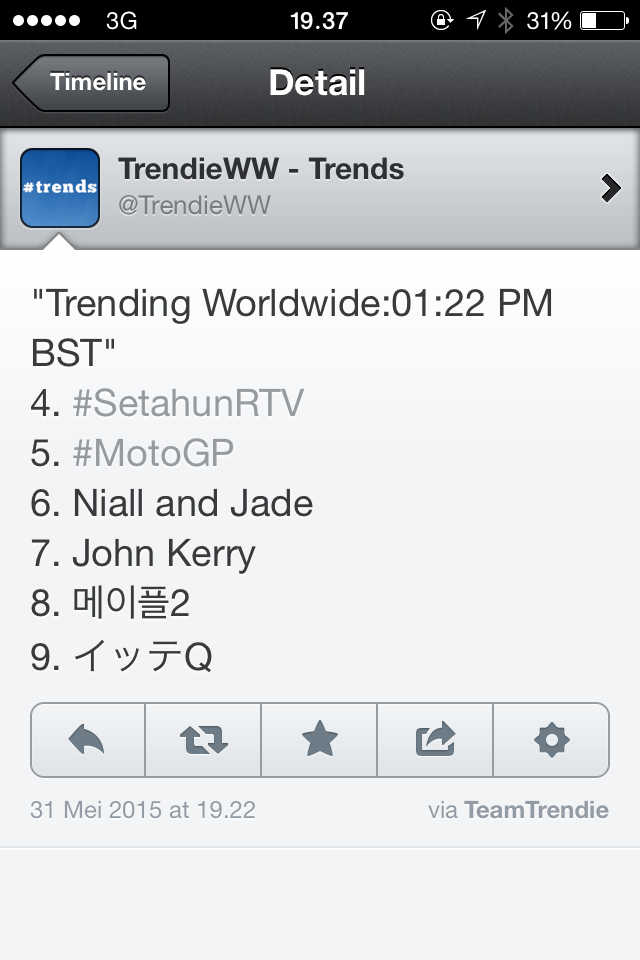 “<a href="/Management_CMI/">CMI Management</a>: Dan sekarang di posisi 4 Trending Topic Dunia | <a href="/MakVeraZanobia/">vera zanobia sukari</a> <a href="/hertypurba/">herty purba</a> <a href="/langitRTV/">RTV</a>! #SetahunRTV